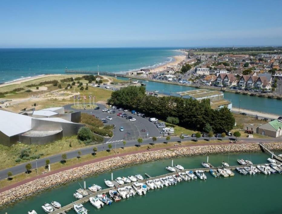Charmante petite maison de la côte Normande Courseulles-sur-Mer Exterior foto